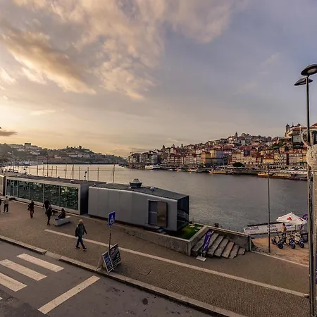 Apartamento In Nova De Gaia *